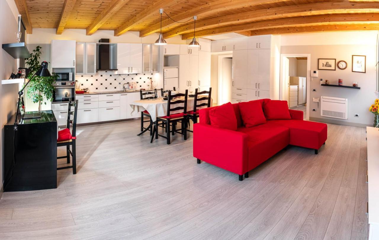 Appartamento Incantevole Con Parcheggio Privato Casteldidone 외부 사진